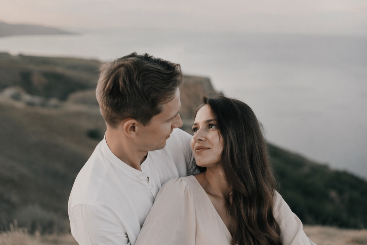 LoveAS.me demo couple photo